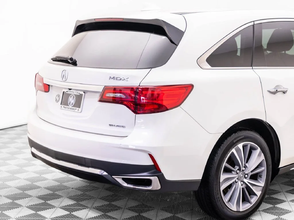 Used 2018  Acura 3.5L image 35