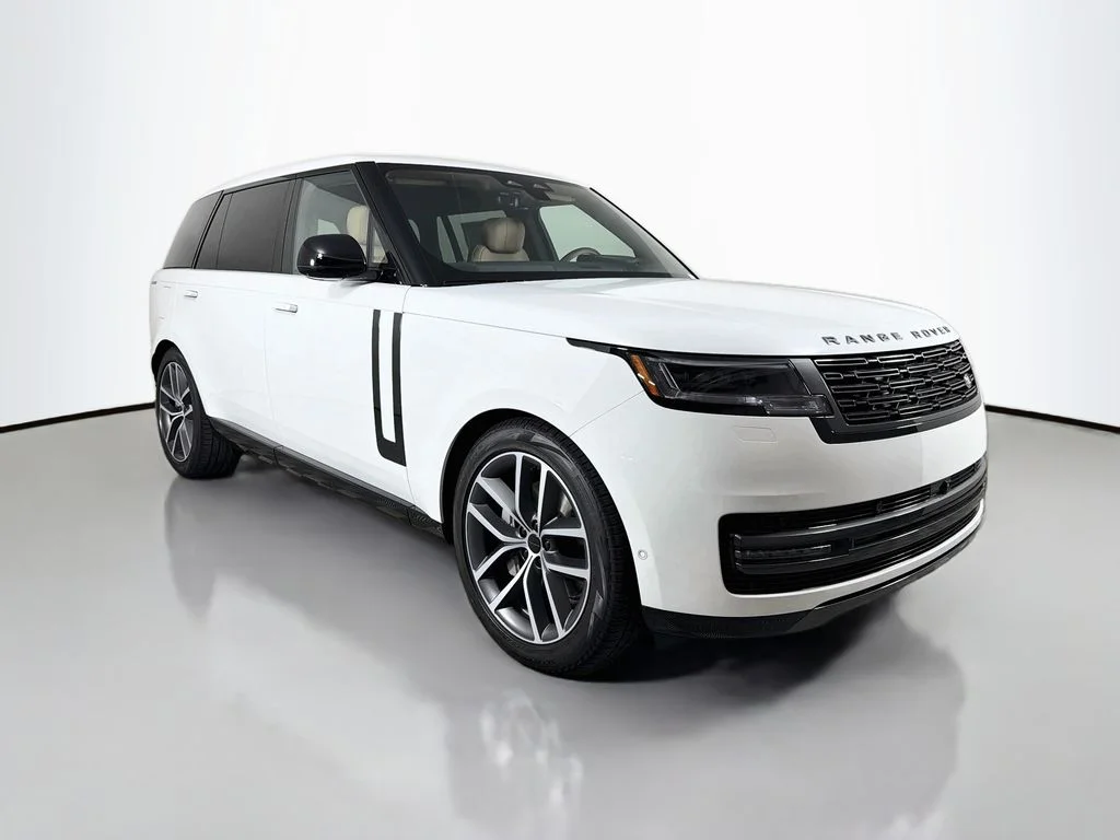 New 2026 Fuji White Land Rover SE 7 Seats image 3