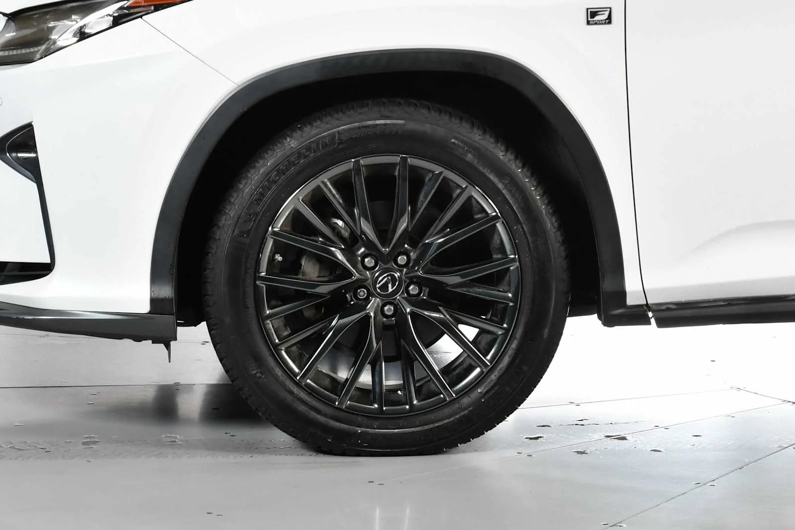 Used 2017 Ultra White Lexus  image 10