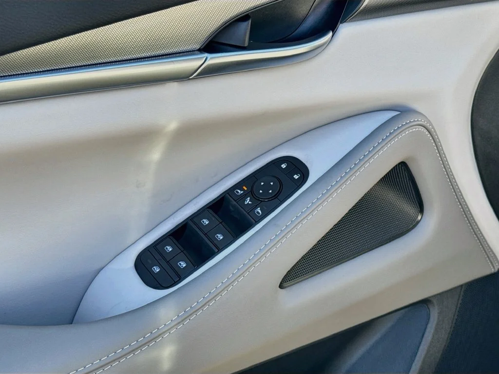 New 2027 MOONBOW BLUE INFINITI Luxe AWD image 18