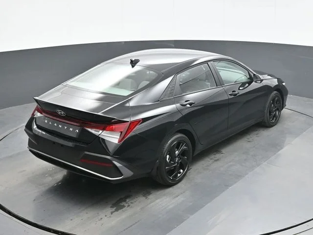 New 2026 Black Hyundai SEL Sport image 17