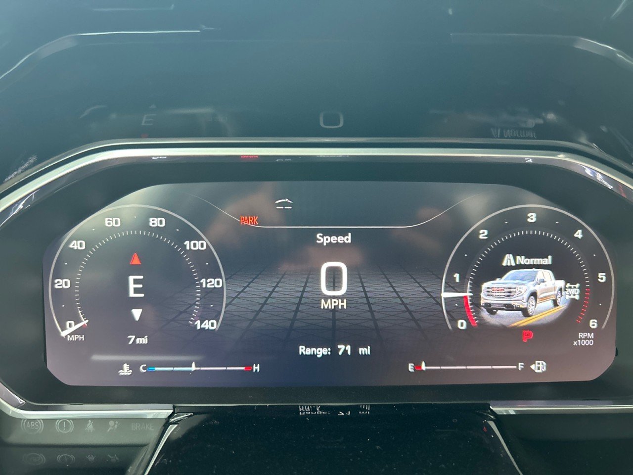 2026 GMC Sierra 1500 SLT - Photo 10