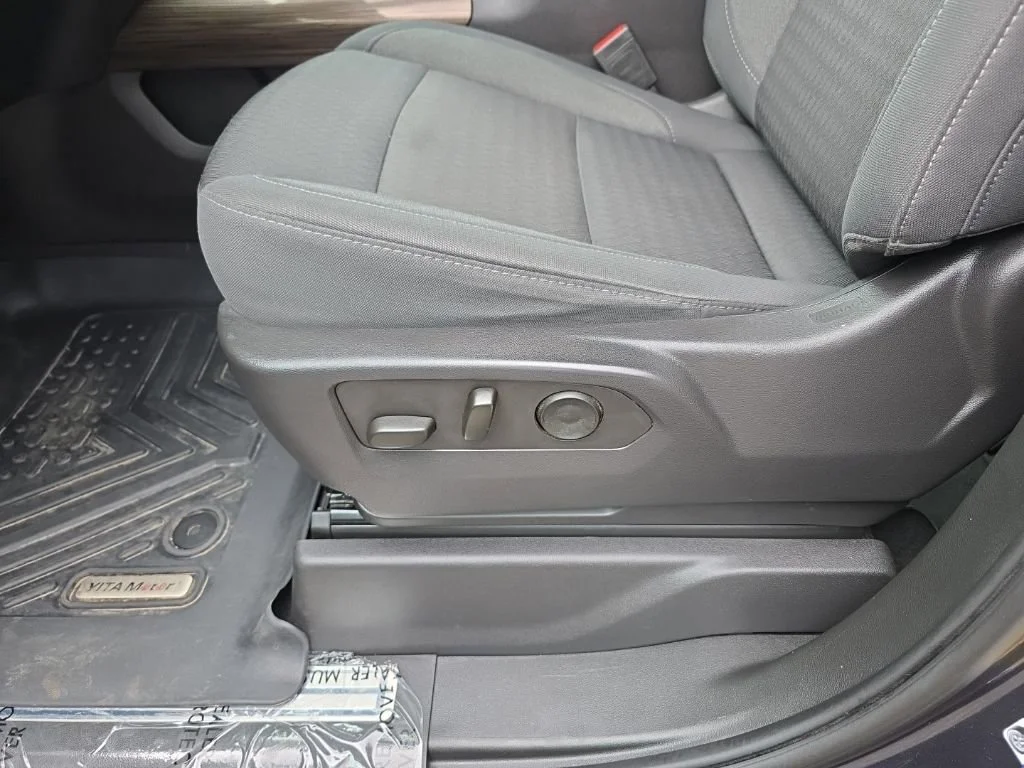 Used 2023 Dark Ash Metallic Chevrolet RST image 15