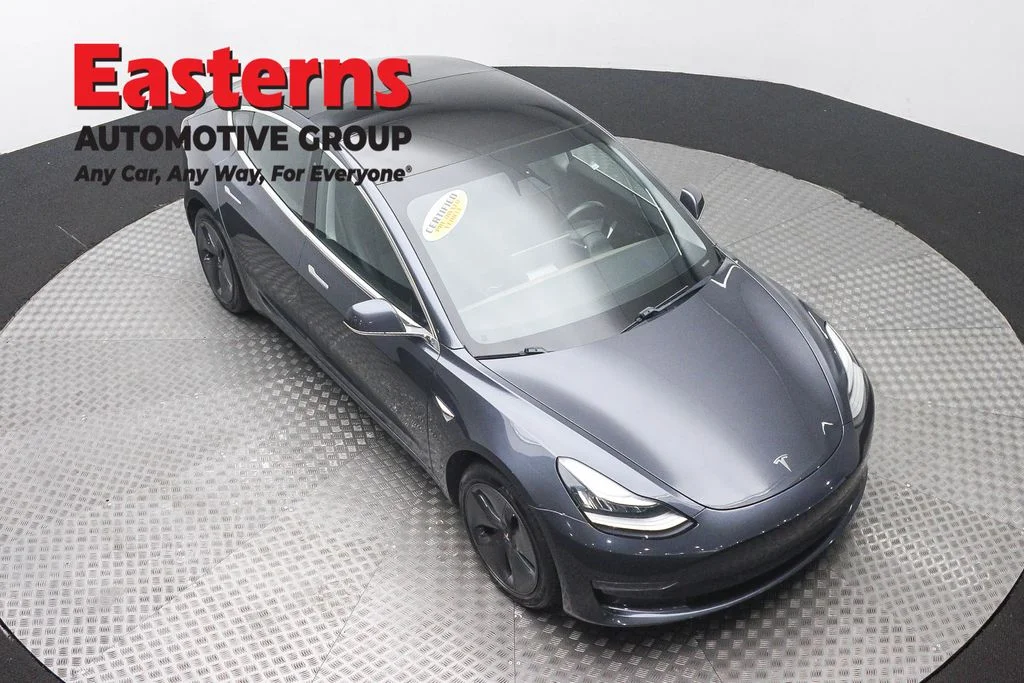 Used 2019 Gray Tesla Long Range image 3