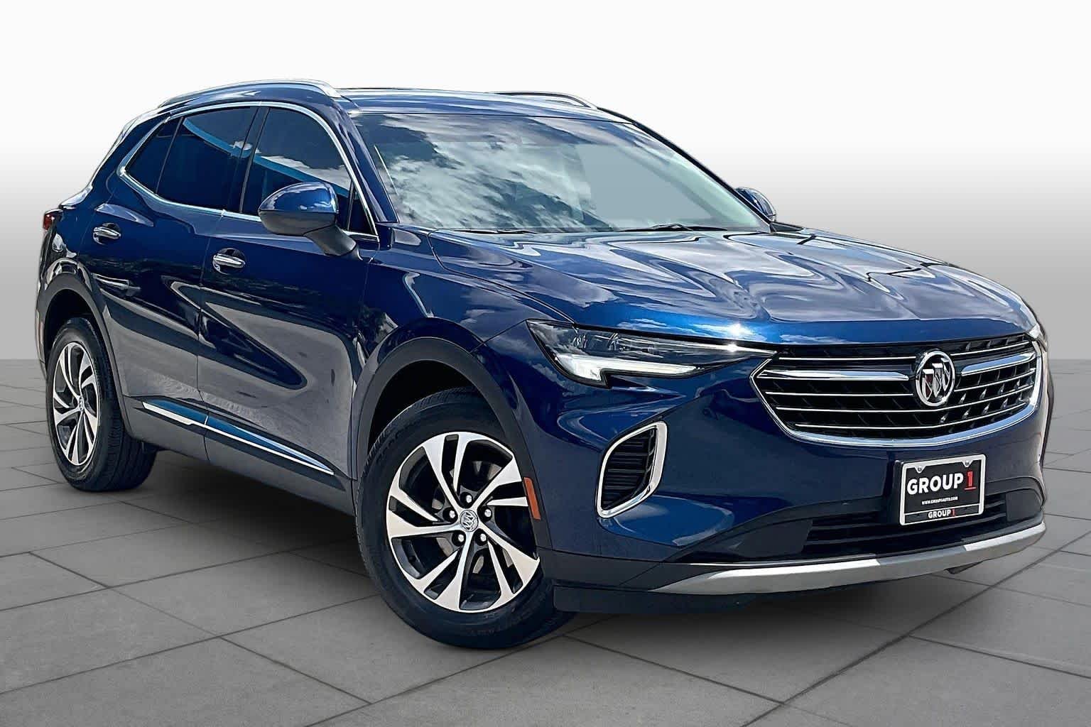 Used 2023 Sapphire Metallic Buick Essence image 3