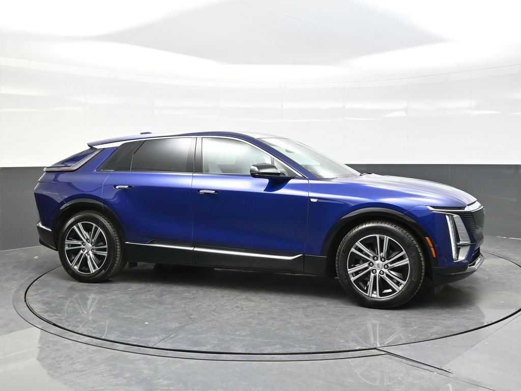 2024 Cadillac LYRIQ Luxury 1 - Photo 8
