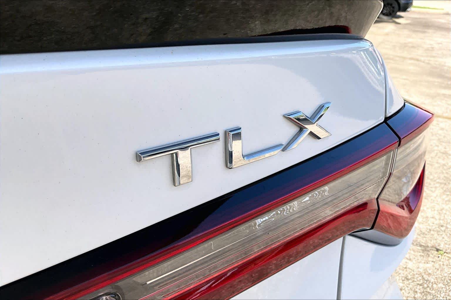 Used 2023 Platinum White Pearl Acura w/A-Spec Package image 31