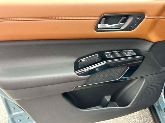 New 2026 Baltic Teal Pearl Nissan Platinum image 22