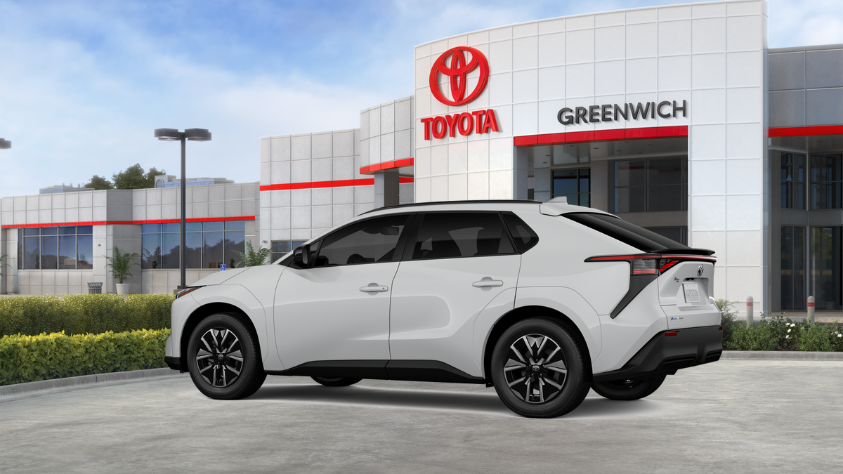 2026 Toyota bZ XLE - Photo 38