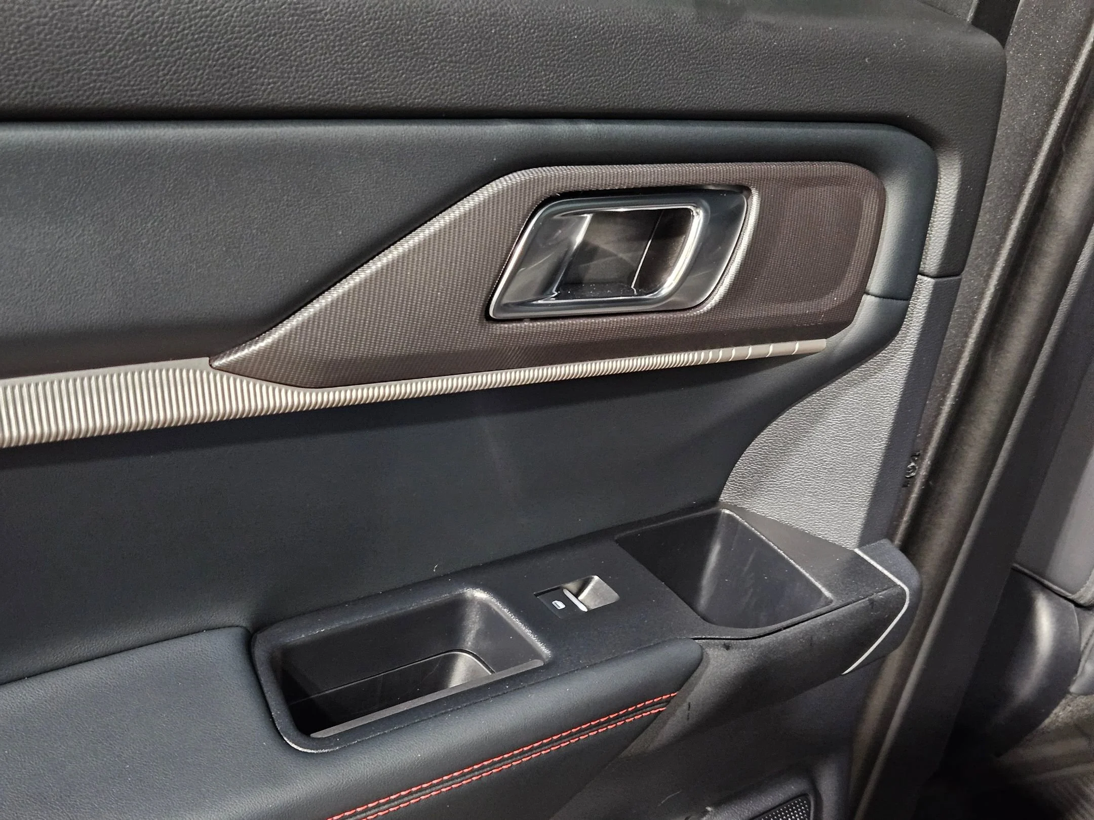 Used 2025 Carbonized Gray Metallic Ford ST image 34