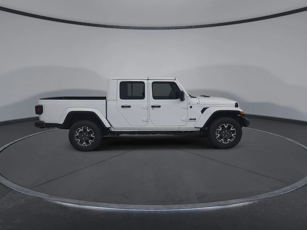 New 2026 Bright White Clear-Coat Exterior Paint Jeep Sahara image 17