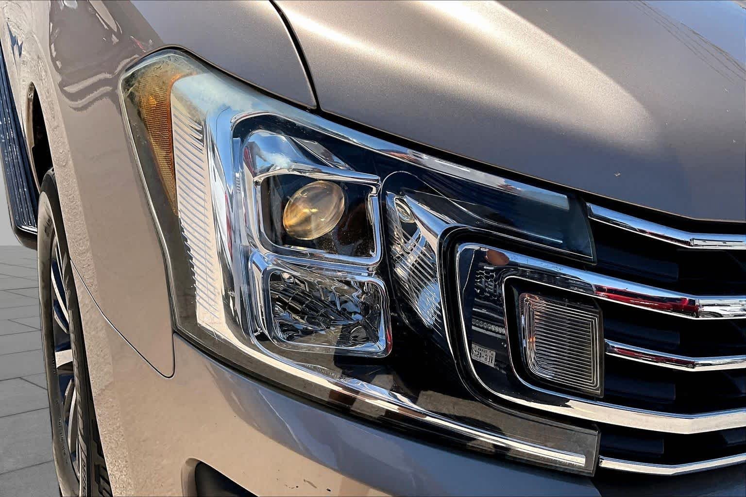 Used 2020 Desert Gold Ford XLT image 26