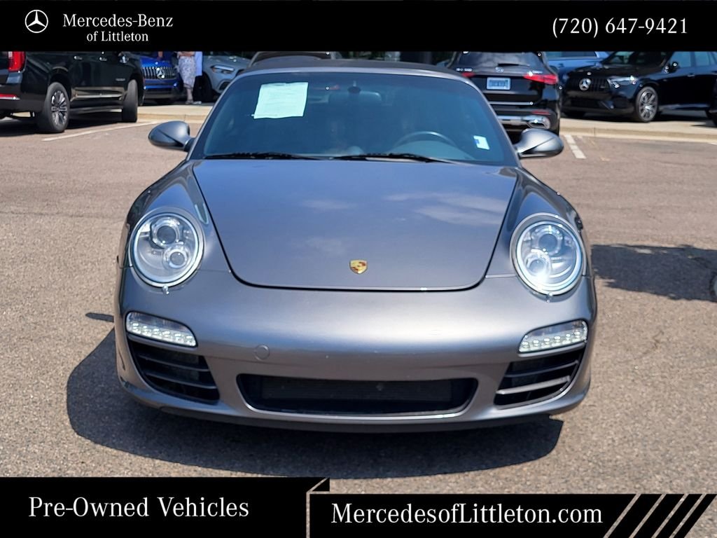 Used 2011 Gray Porsche Carrera 4S image 2