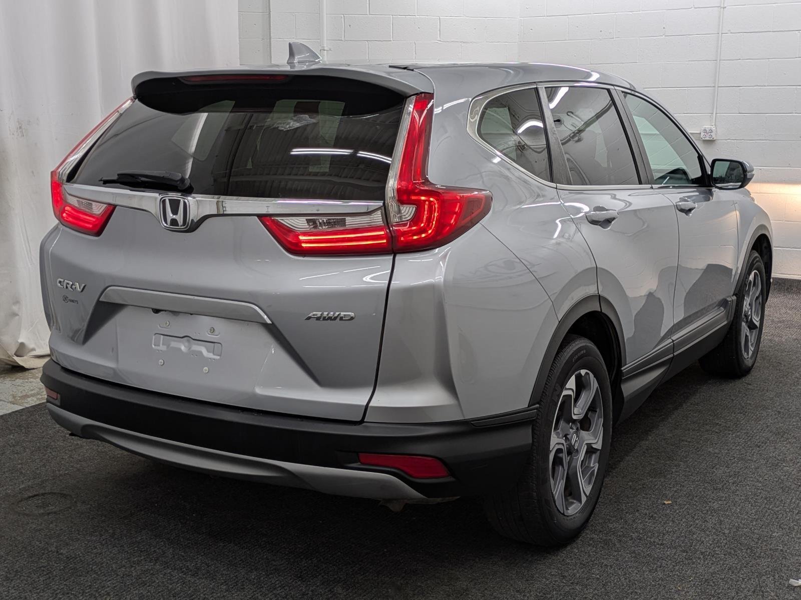 2018 Honda CR-V EX-L photo 2