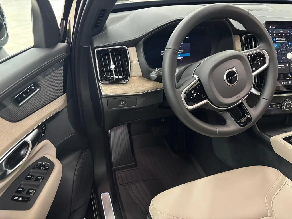 2026 Volvo XC90 Plus - Photo 10