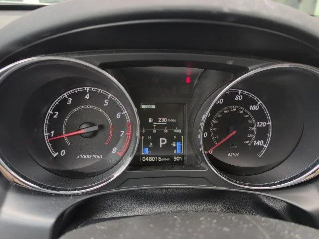 Used 2024  Mitsubishi 2.0 ES image 24