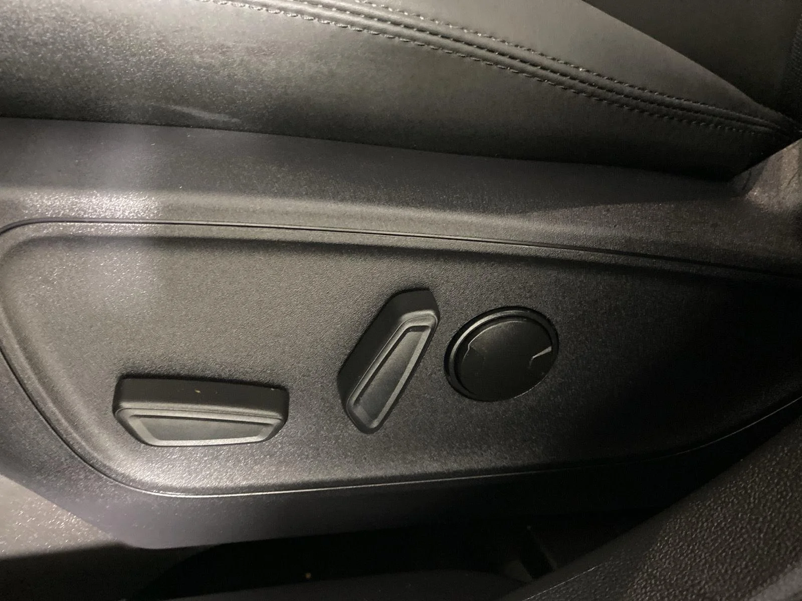 Used 2024 Atlas Blue Ford Badlands image 14