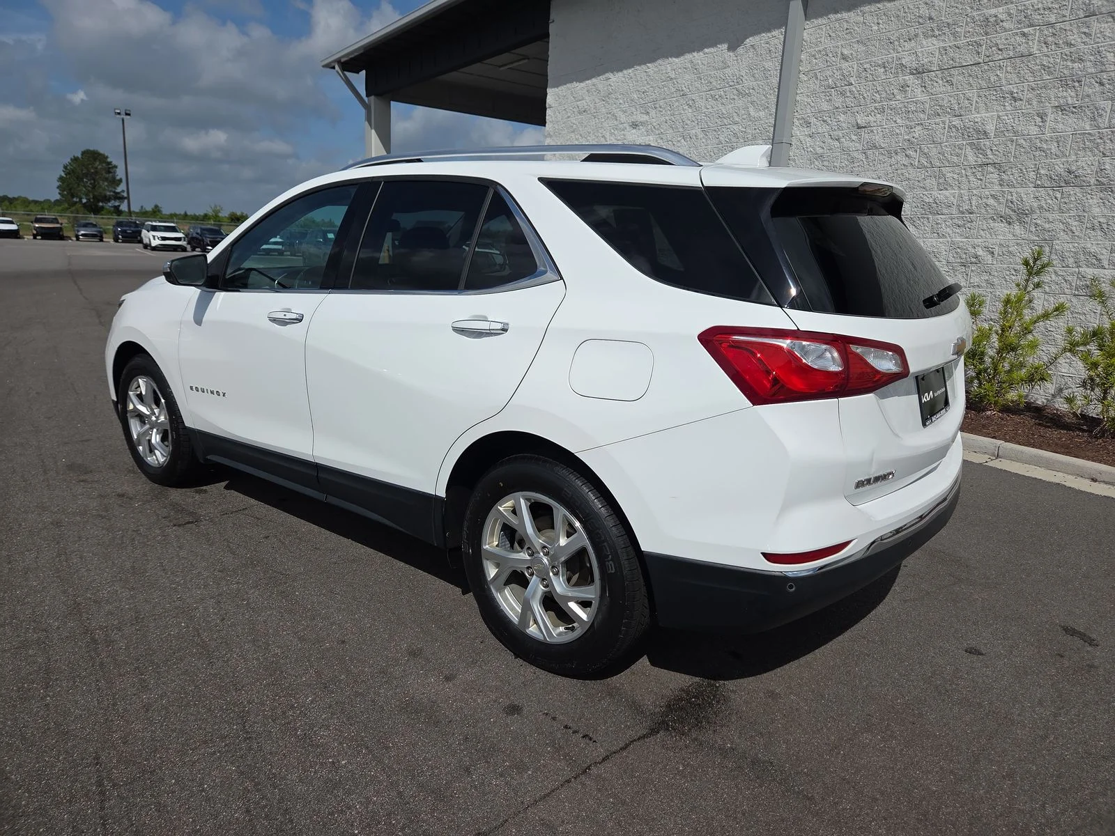 Used 2020 Summit White Chevrolet Premier image 3