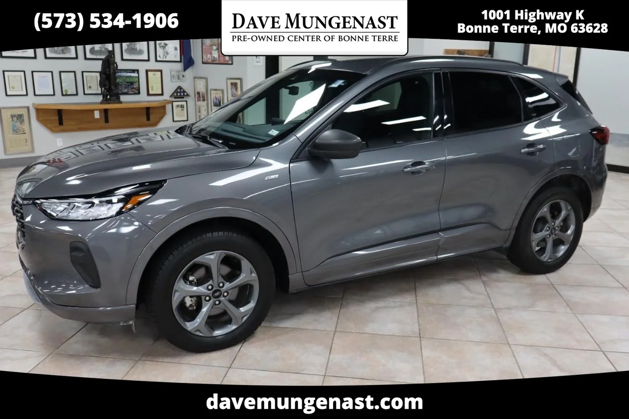 Used 2024 Carbonized Gray Ford ST-Line image 1