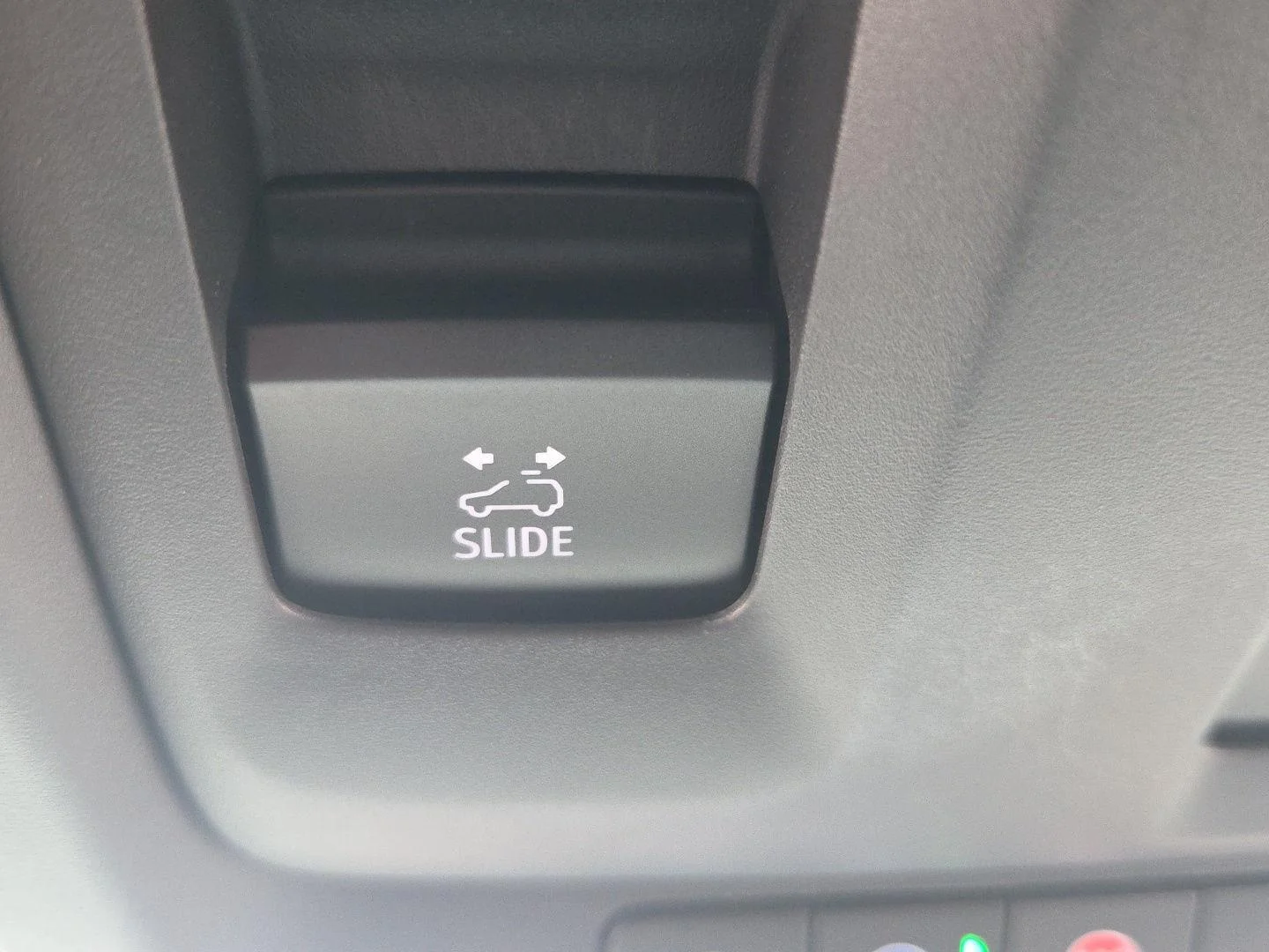 Used 2021 EMPIRE BEIGE METALLIC Chevrolet LT image 13
