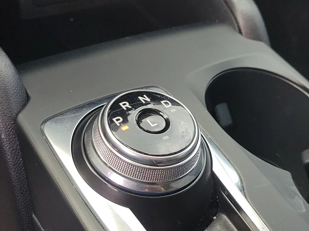 Used 2020 Green Ford SE Sport Hybrid image 29
