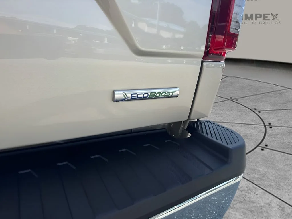 Used 2018 Gold Ford Lariat image 20
