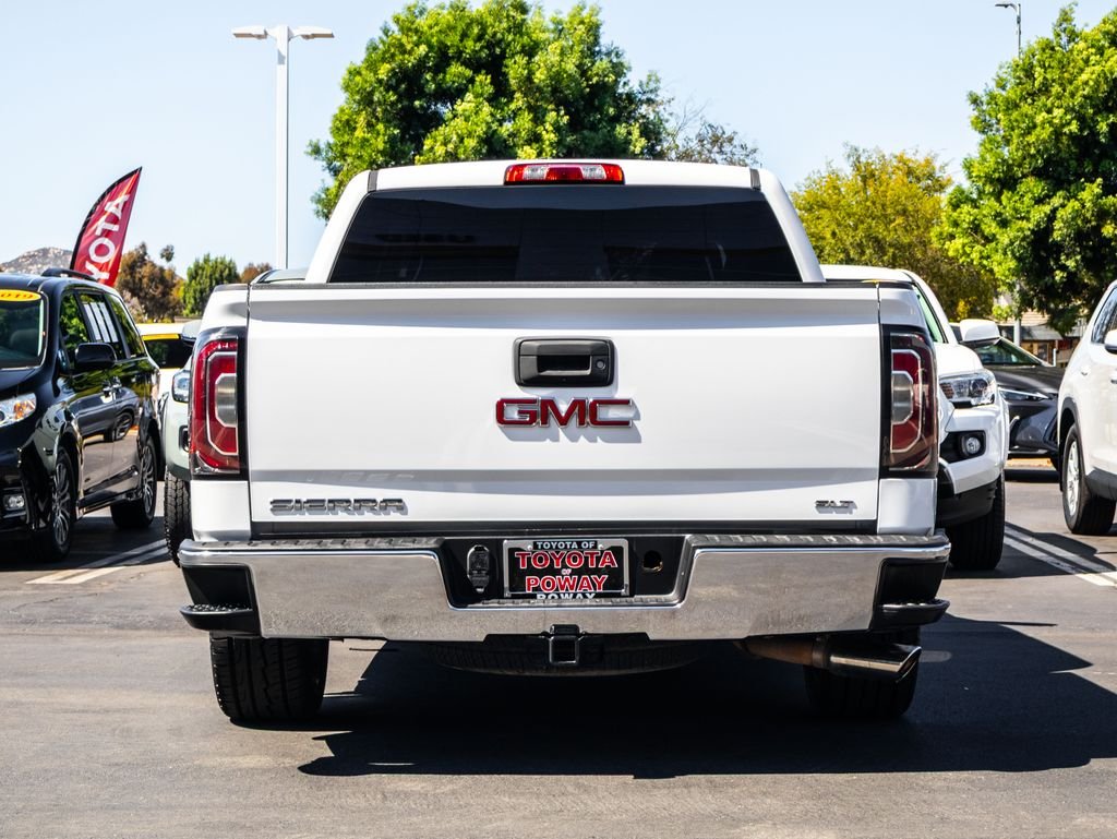 Used 2018 White GMC SLT image 12