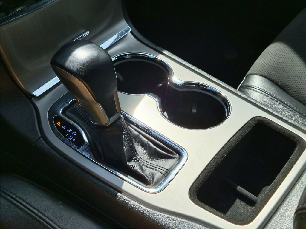 Used 2021 Black Jeep Laredo X image 17