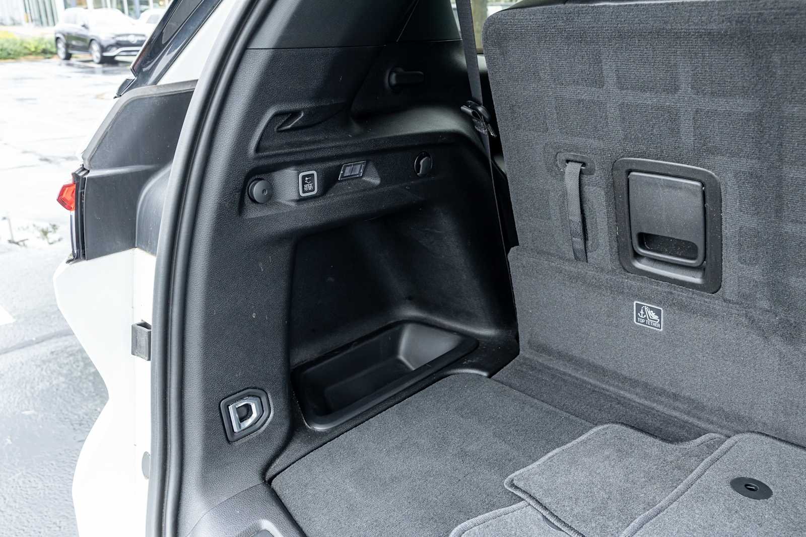 Used 2023 Bright White Clearcoat Jeep Altitude image 33