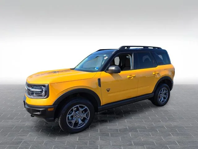 Used 2022 Orange Ford Badlands image 3