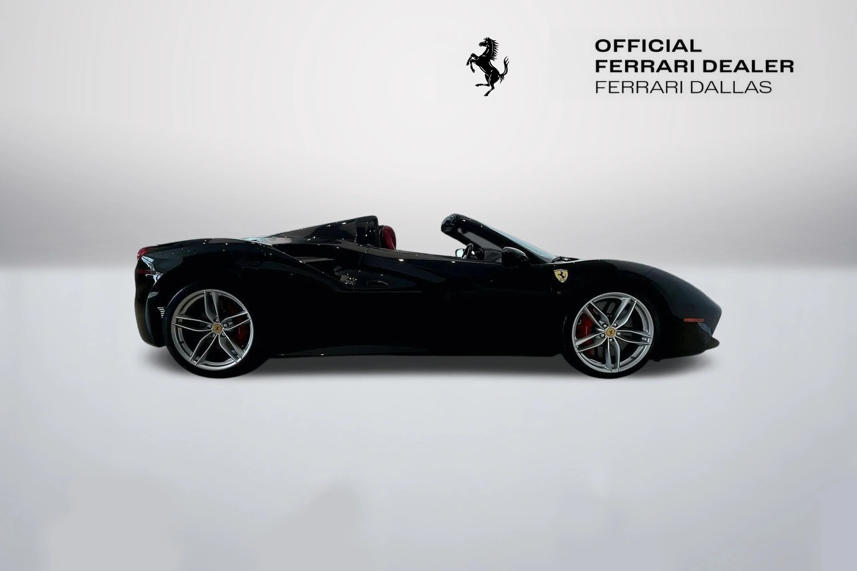 Used 2017 Nero Ferrari  image 4