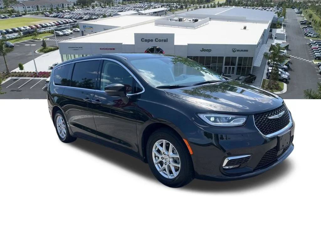 Certified Used 2023 Black Chrysler Touring L image 10
