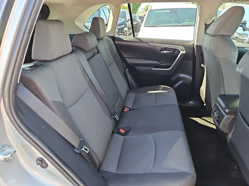 Used 2022 Silver Sky Metallic Toyota XLE image 27