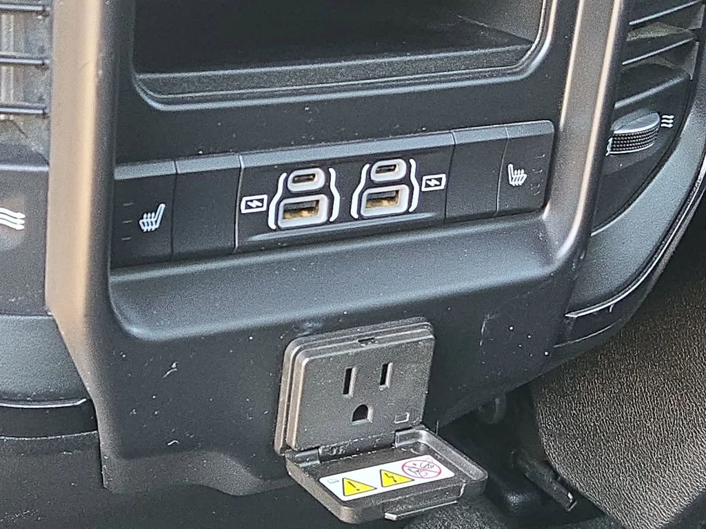 Used 2022 Black Ram Laramie image 56