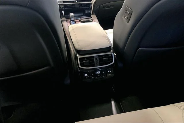 Certified Used 2024 NORI GREEN PEARL Lexus Luxury image 10