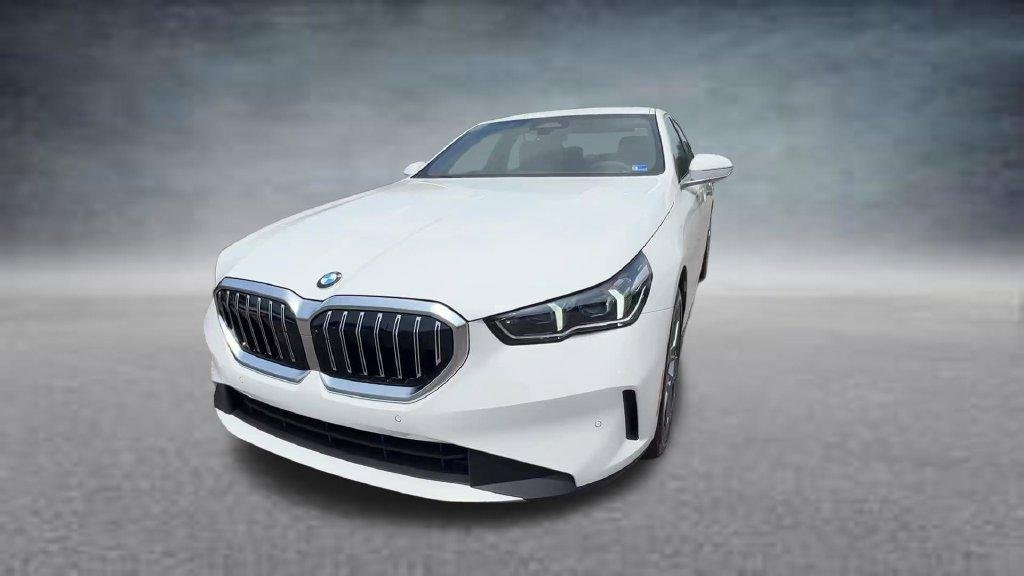 New 2027 Alpine White BMW 530i image 8