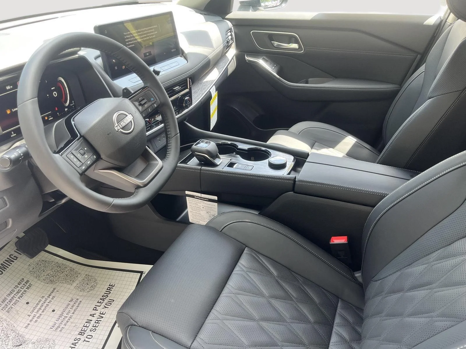 New 2026 Everest White Pearl TriCoat Nissan Platinum image 27