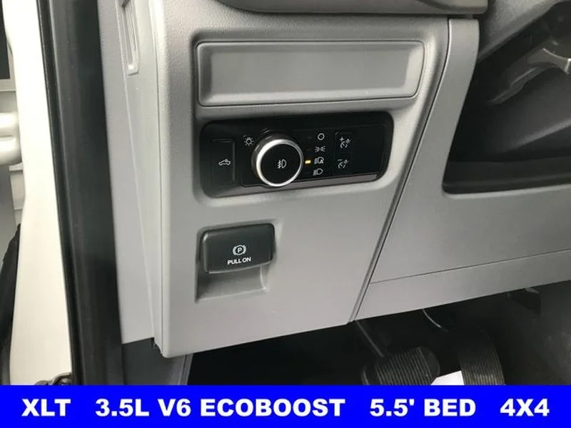 Certified Used 2024 Avalanche Ford XLT image 8