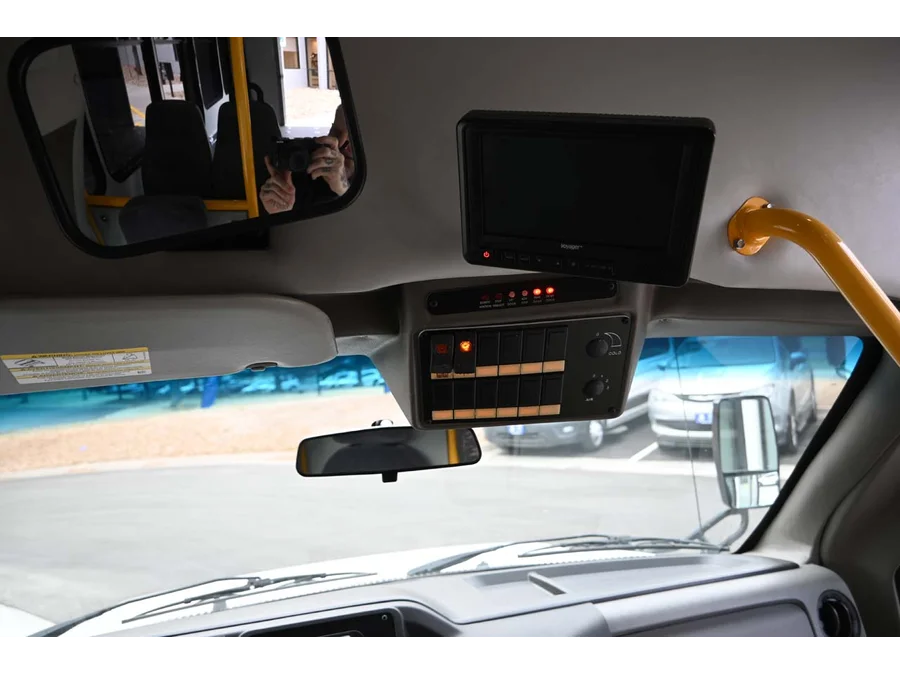 2016 Ford E-Series Cutaway Base - Photo 32