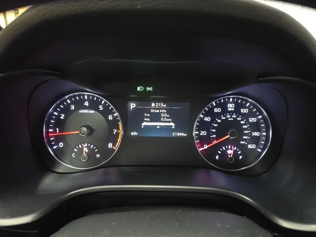 Used 2024 Gray Kia LXS image 21