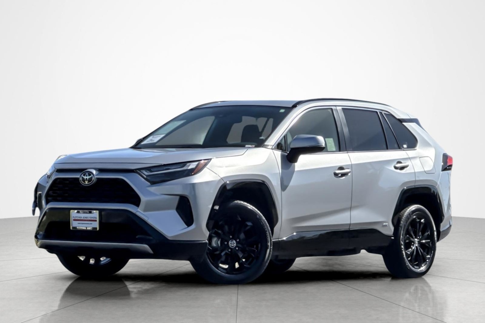 2025 Toyota RAV4 SE