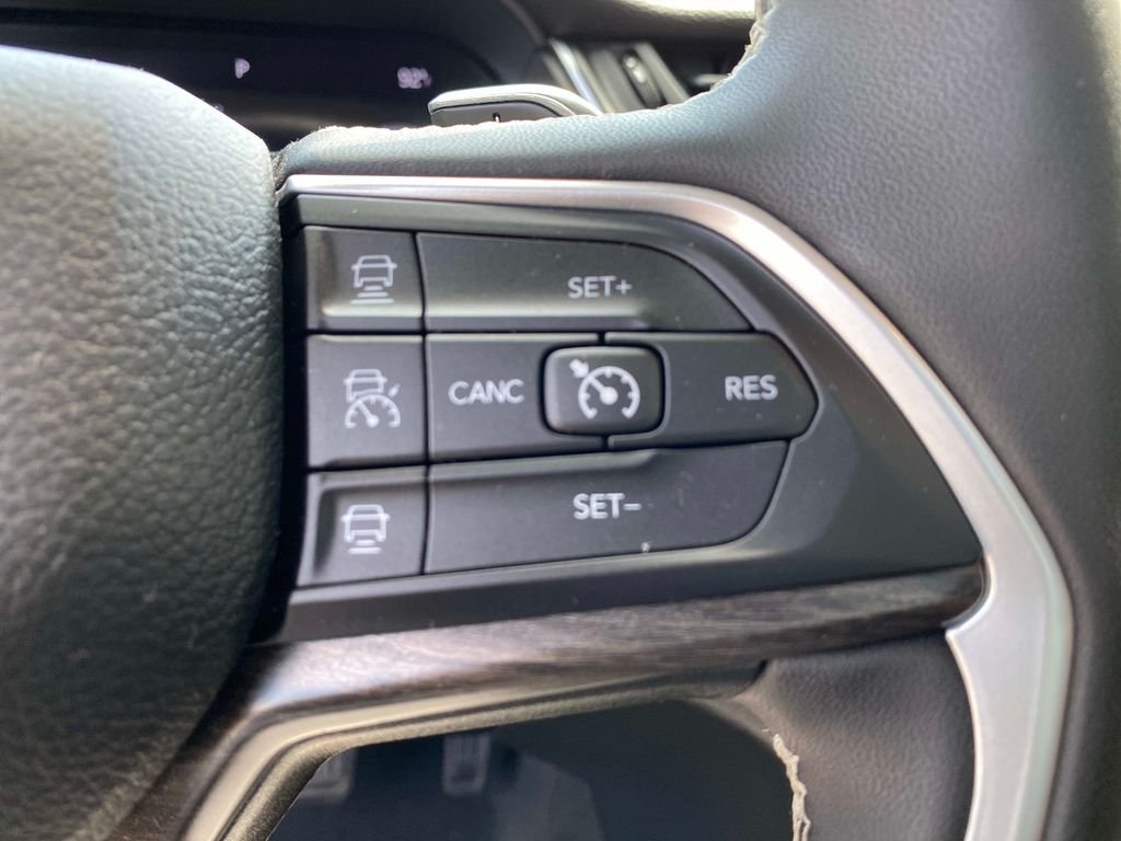 Used 2023 Black Jeep Limited image 20