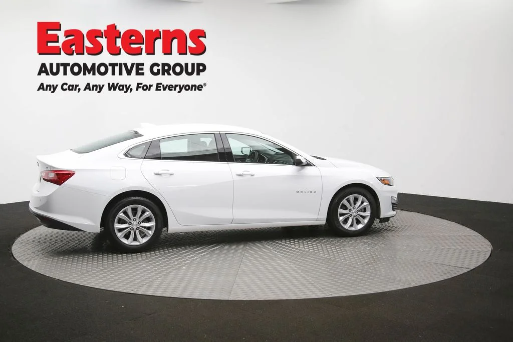 Used 2025 White Chevrolet LT image 44