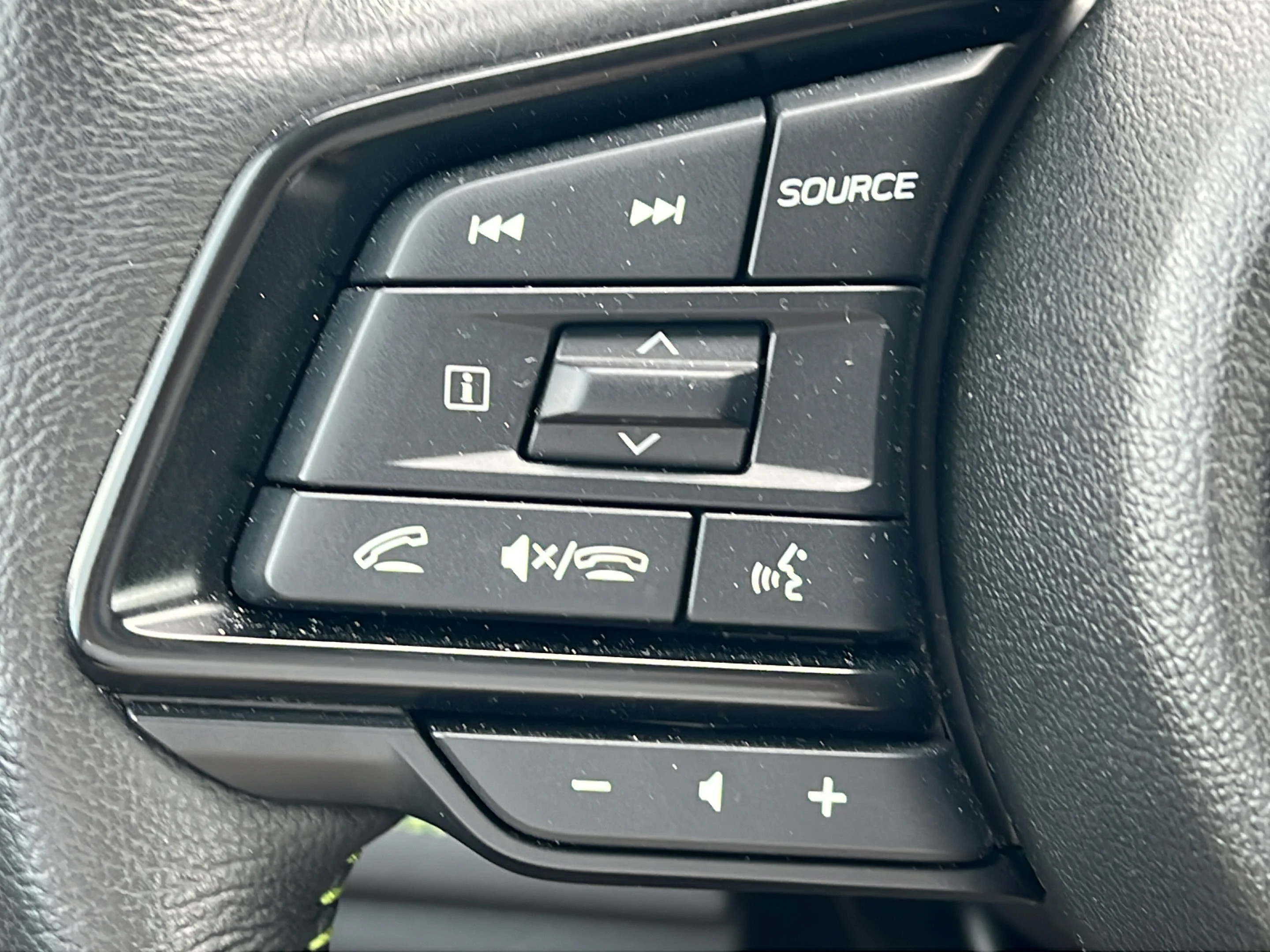 Used 2024 Magnetite Gray Metallic Subaru Onyx Edition XT image 21