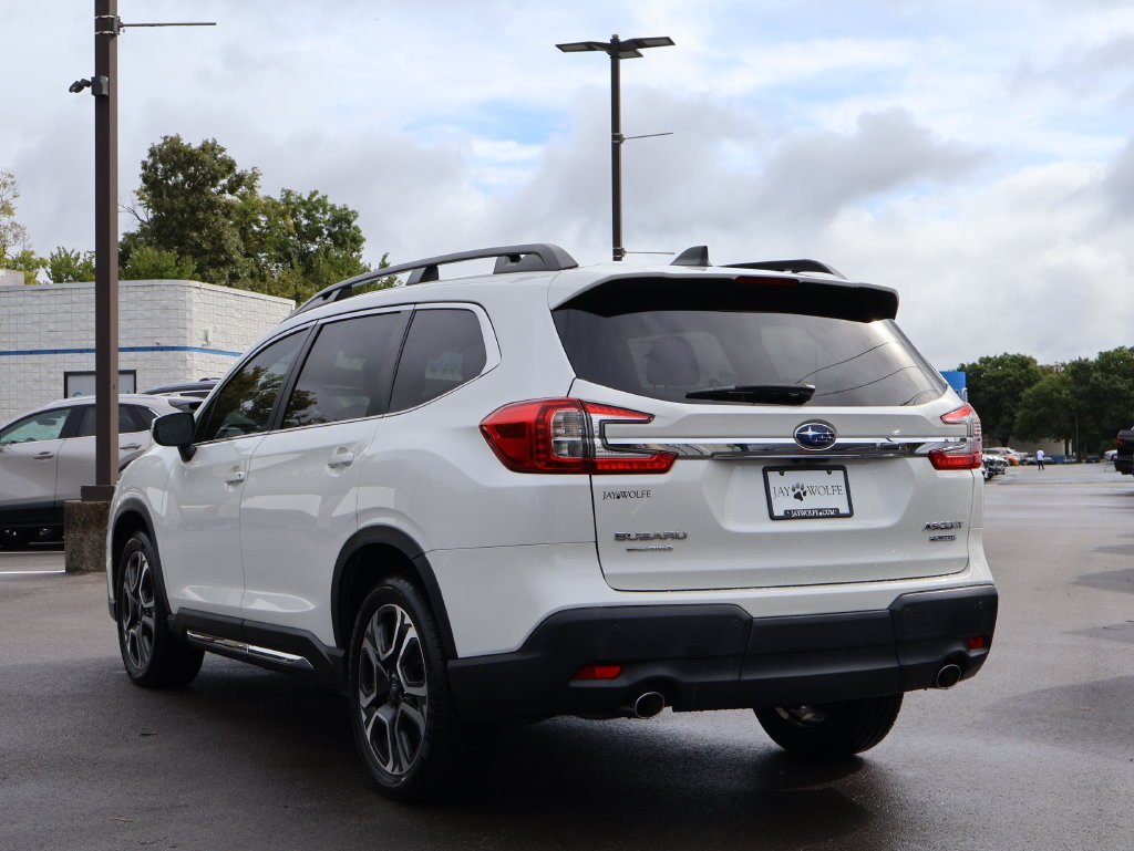 Used 2023 White Subaru Limited image 5