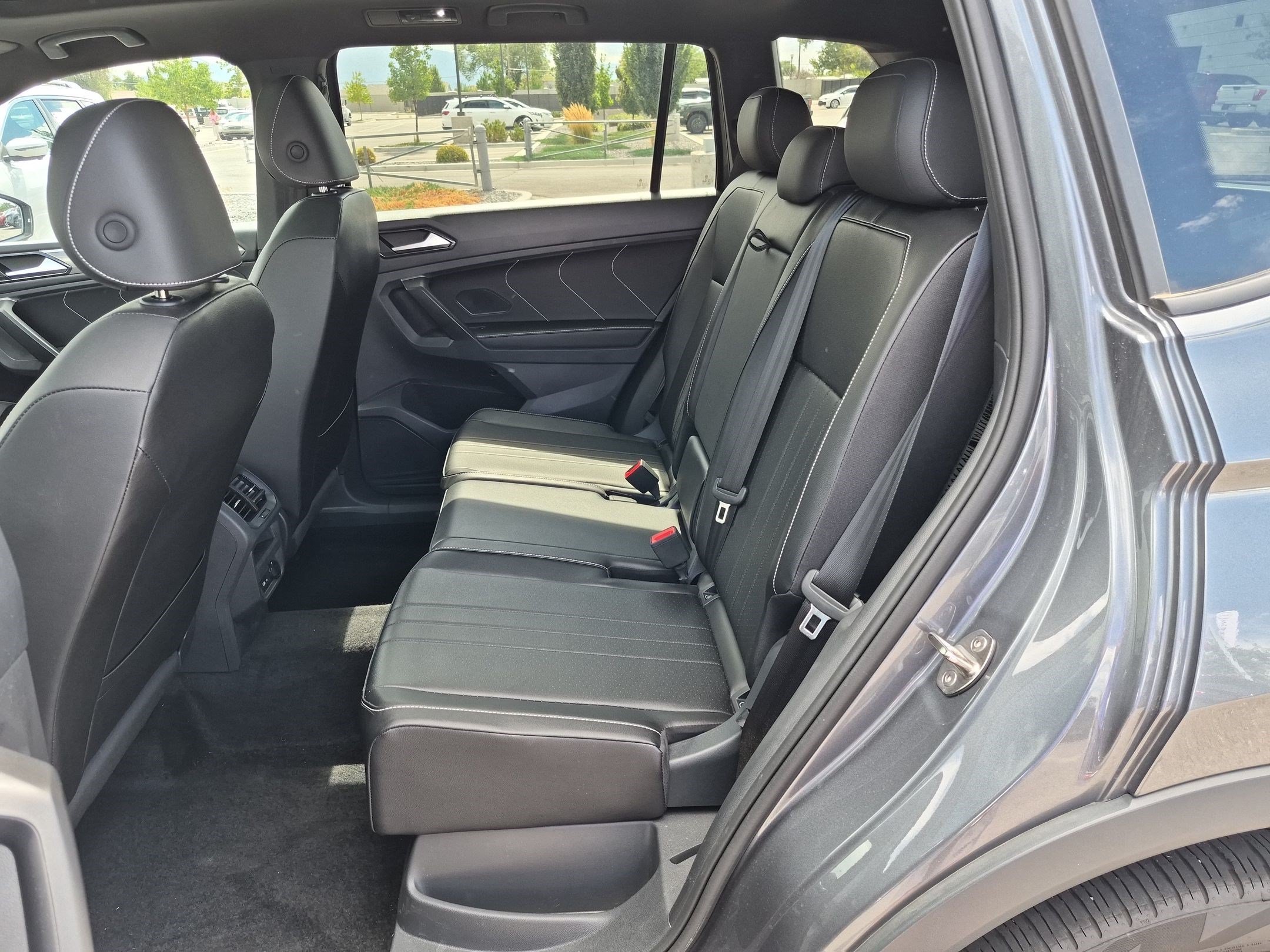 Used 2024 Platinum Gray Metallic Volkswagen SE R-Line Black image 27