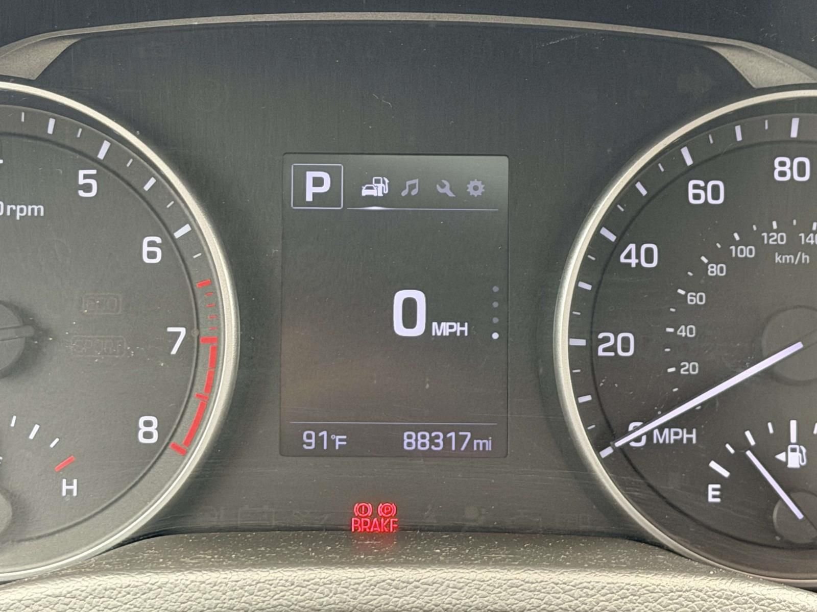 Used 2017 Silver Hyundai Value Edition image 25
