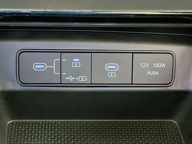 New 2026 Hyundai TUCSON SEL