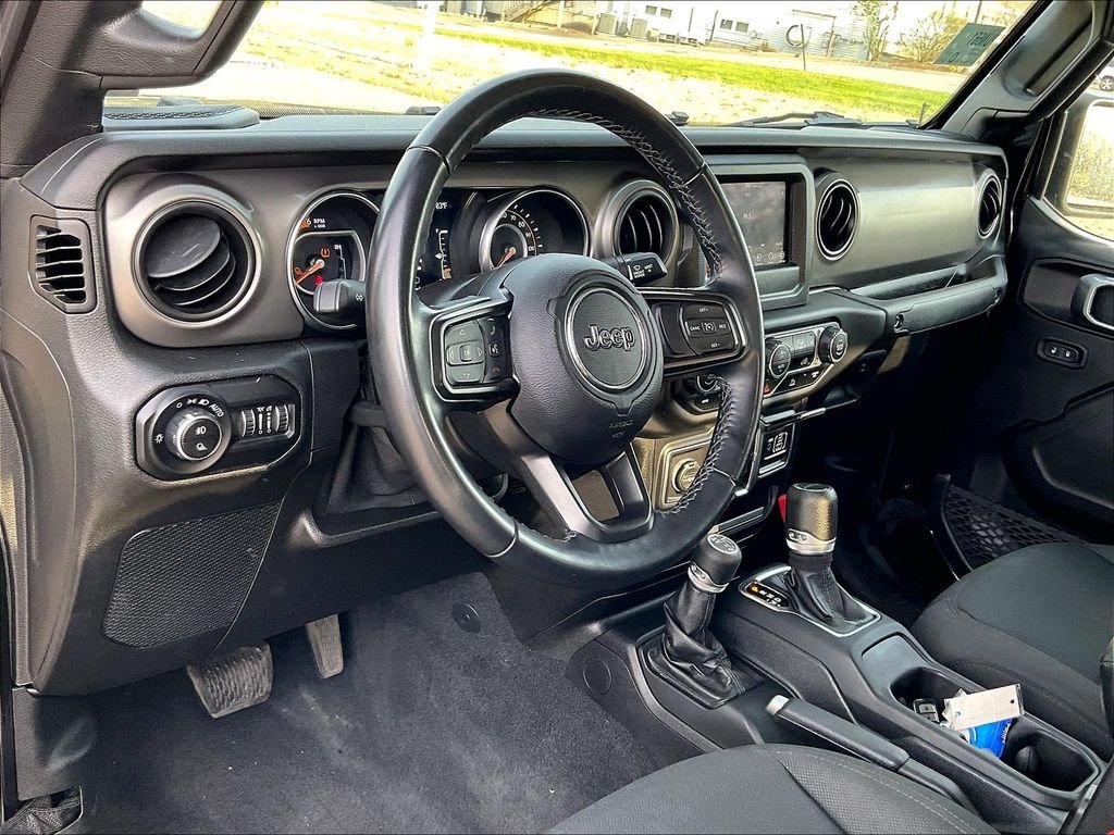 Used 2021 Black Jeep Sport image 8