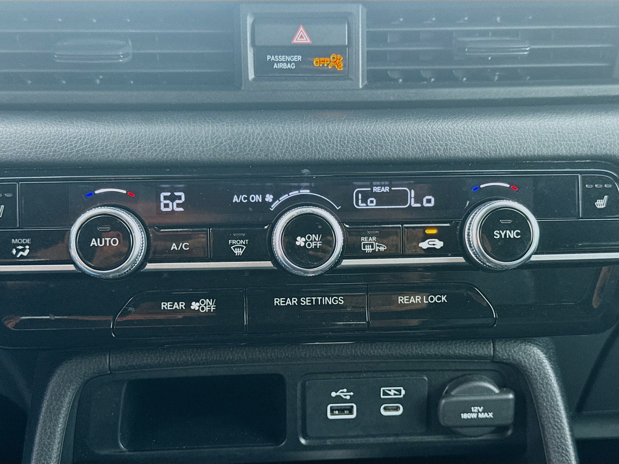2025 Honda Pilot Touring - Photo 15